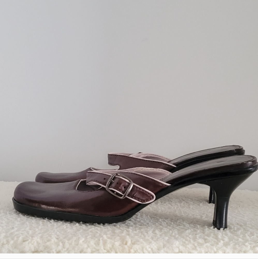 KENNETH COLE REACTION Kitten Heel Slide Ons Size 7 - Picture 2 of 12